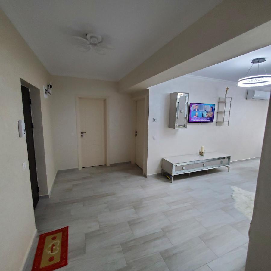 Luxury Apartament Bacovia Bacău Екстериор снимка